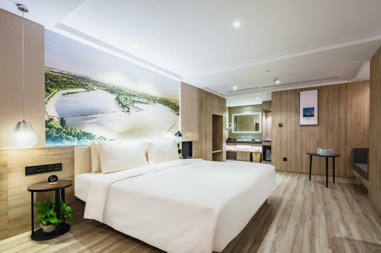 Atour Hotel Цзинань Экстерьер фото