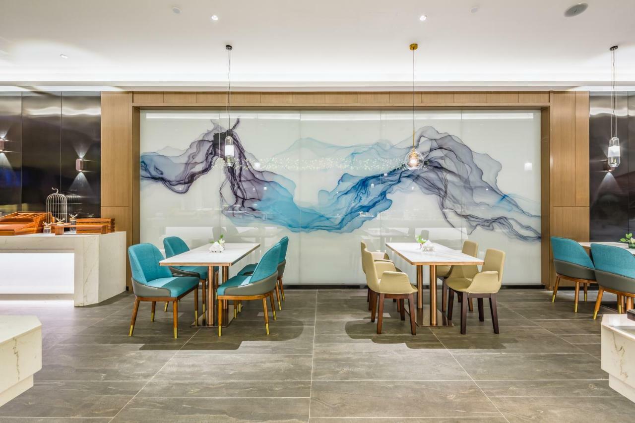 Atour Hotel Цзинань Экстерьер фото